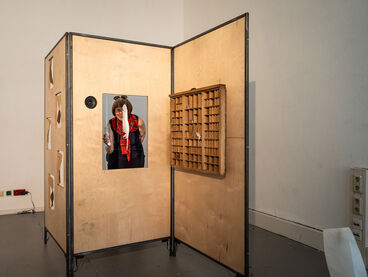 Esther Rosiny-Wieland – Open Book / Papiergeister (Diplom) Esther Rosiny-Wieland – Open Book / Papiergeister (Diplom)