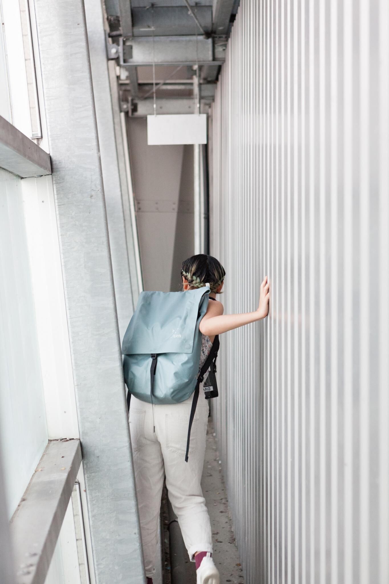 Cover image of the project Overloading/Overloaded: Touch Me Softly 