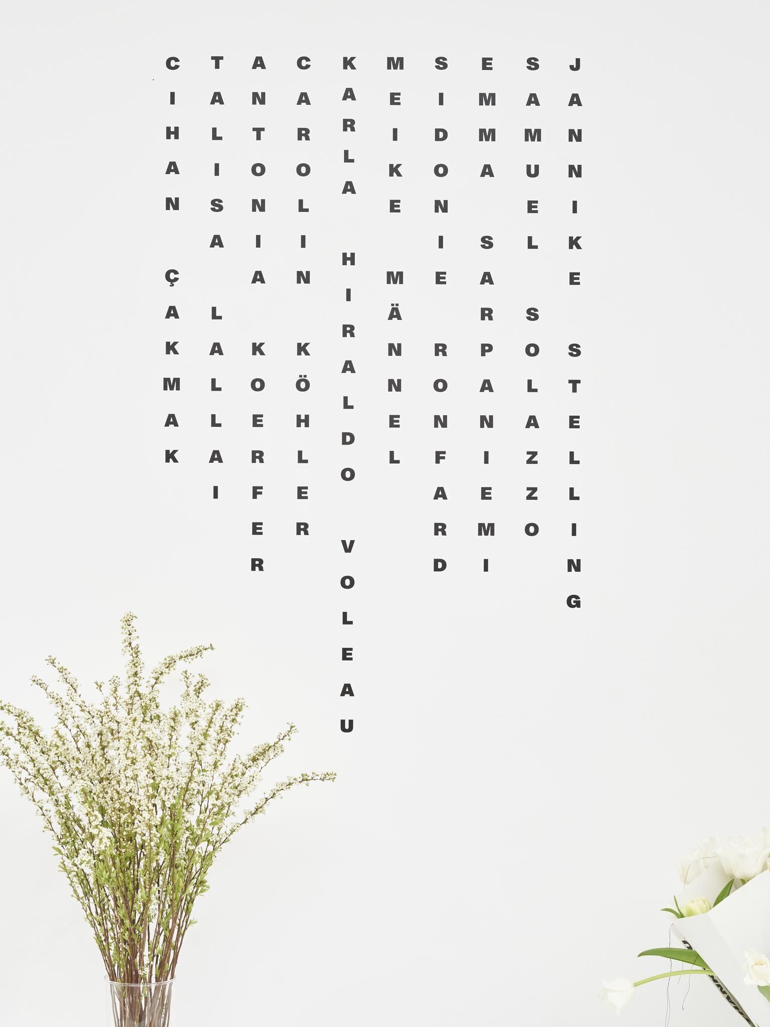 Gallery image of the project IN MY HANDS - Issue 7 - An den Spitzen nur Wurzeln