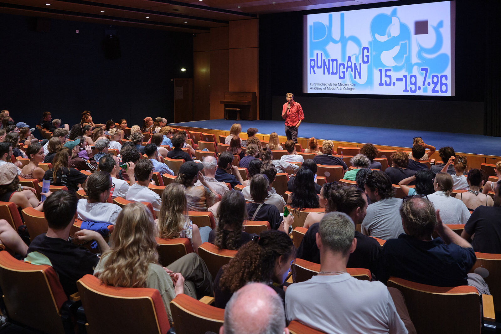 Freitagabend im Filmforum im Museum Ludwig