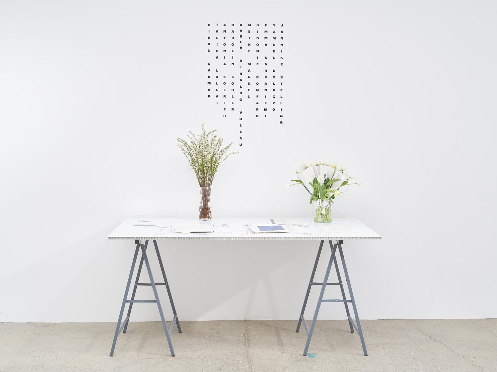 Gallery image of the project IN MY HANDS - Issue 7 - An den Spitzen nur Wurzeln