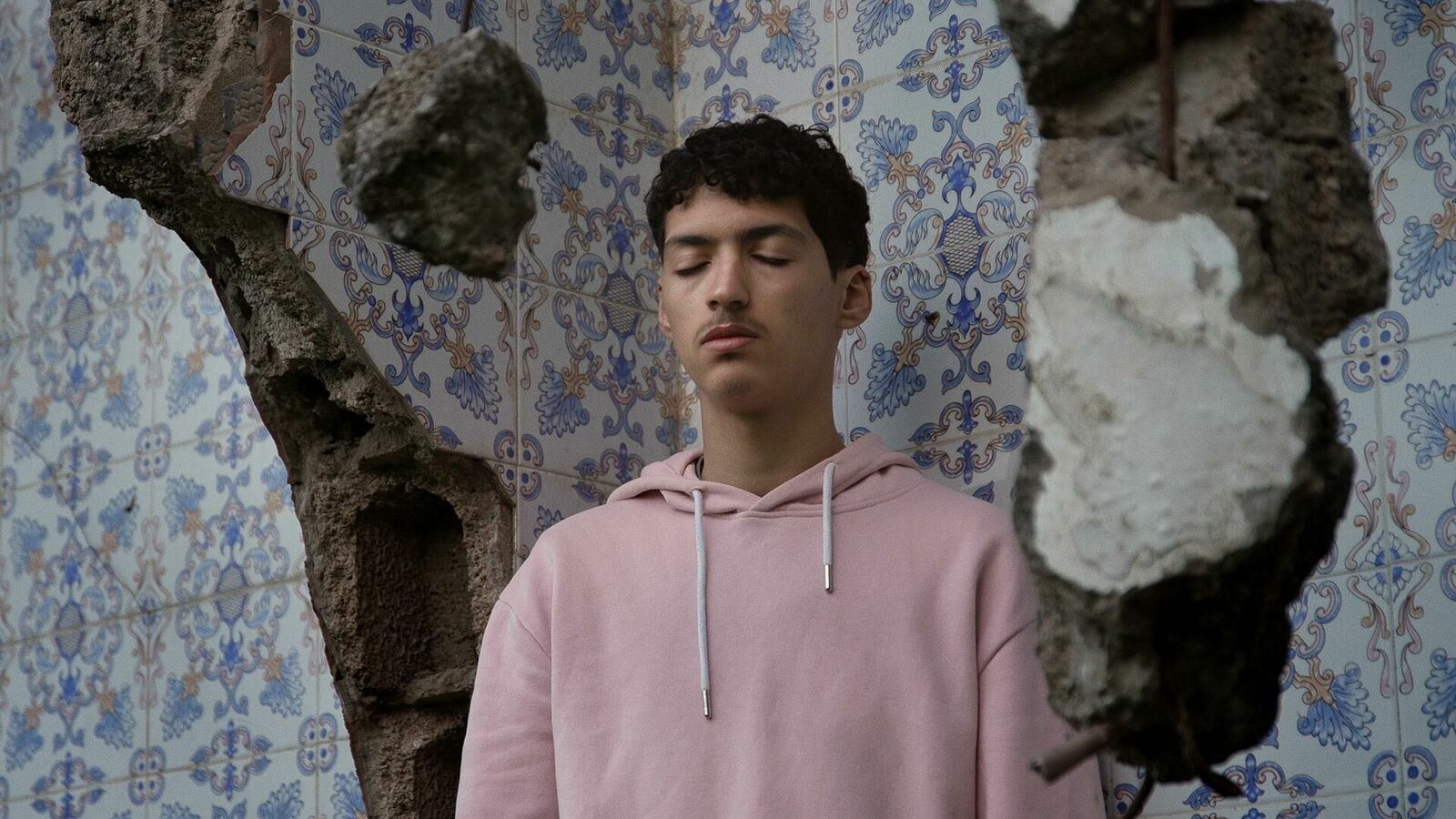 Gallery image of the project تَناثُر البحر (Scattered Sea) 