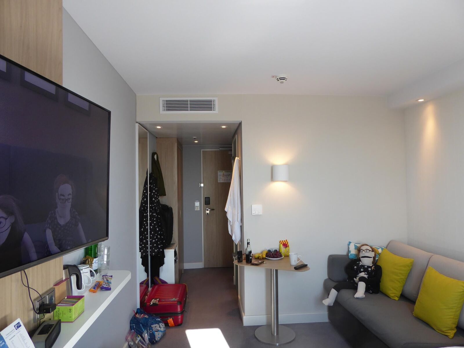 Cover image of the project we don`t need no 