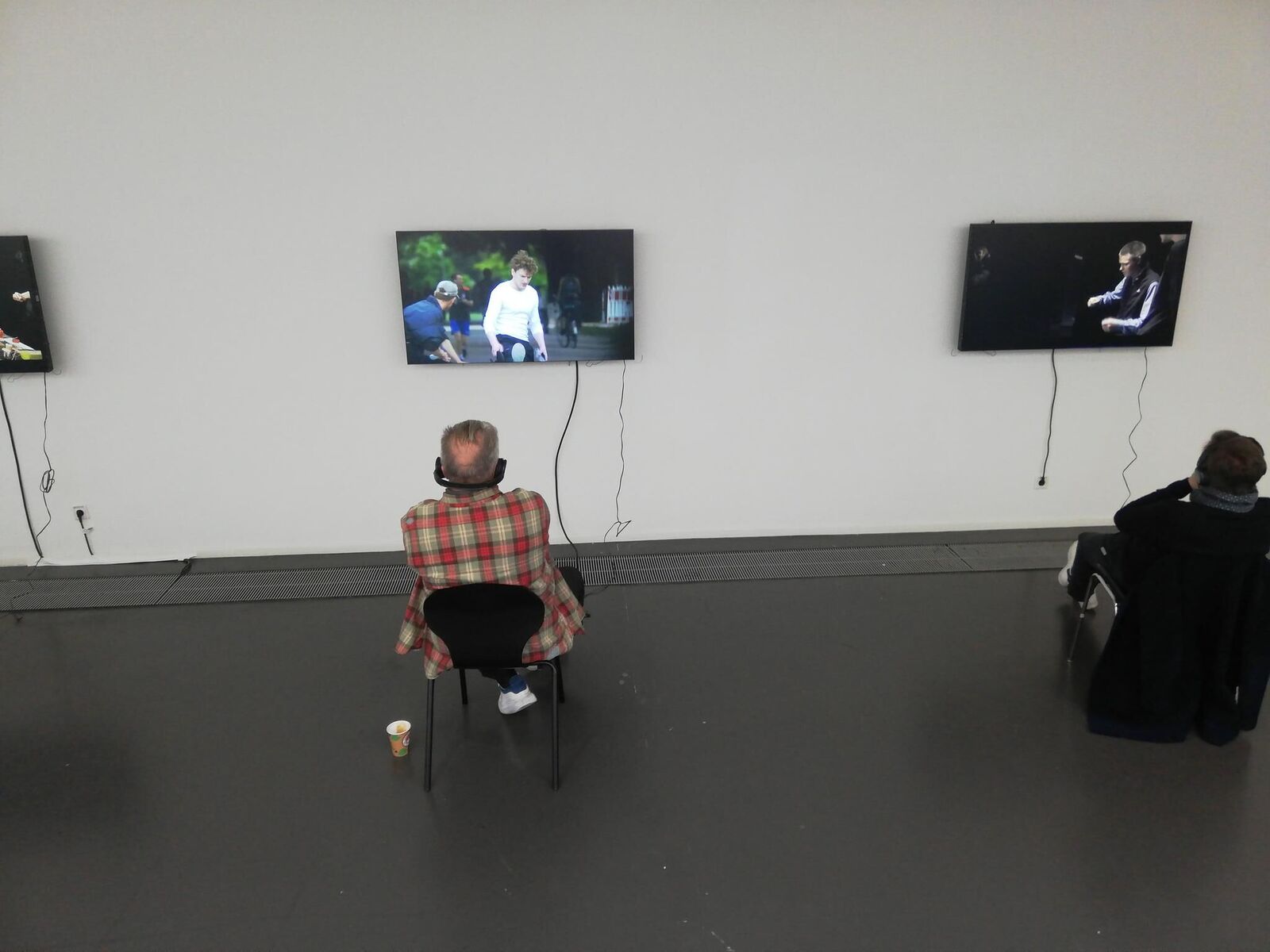 Gallery image of the project 120 Zaubertricks die ohne Witz Lachen erzeugen 1