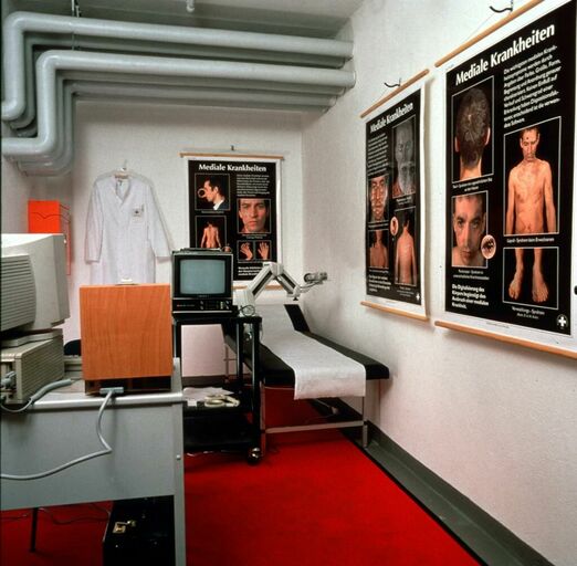 Cover image of the project Institut für mediale Krankheiten