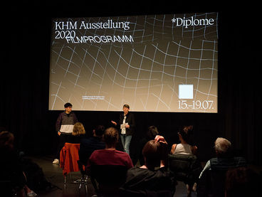 Filmprogramm in der Aula