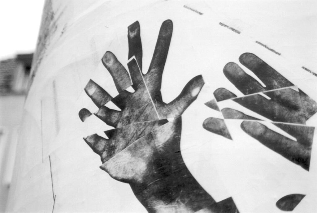 Cover image of the project Ooszy E. Zine