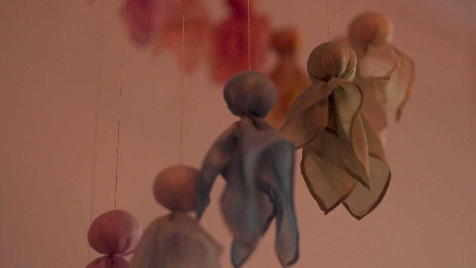 Cover image of the project In your hands 