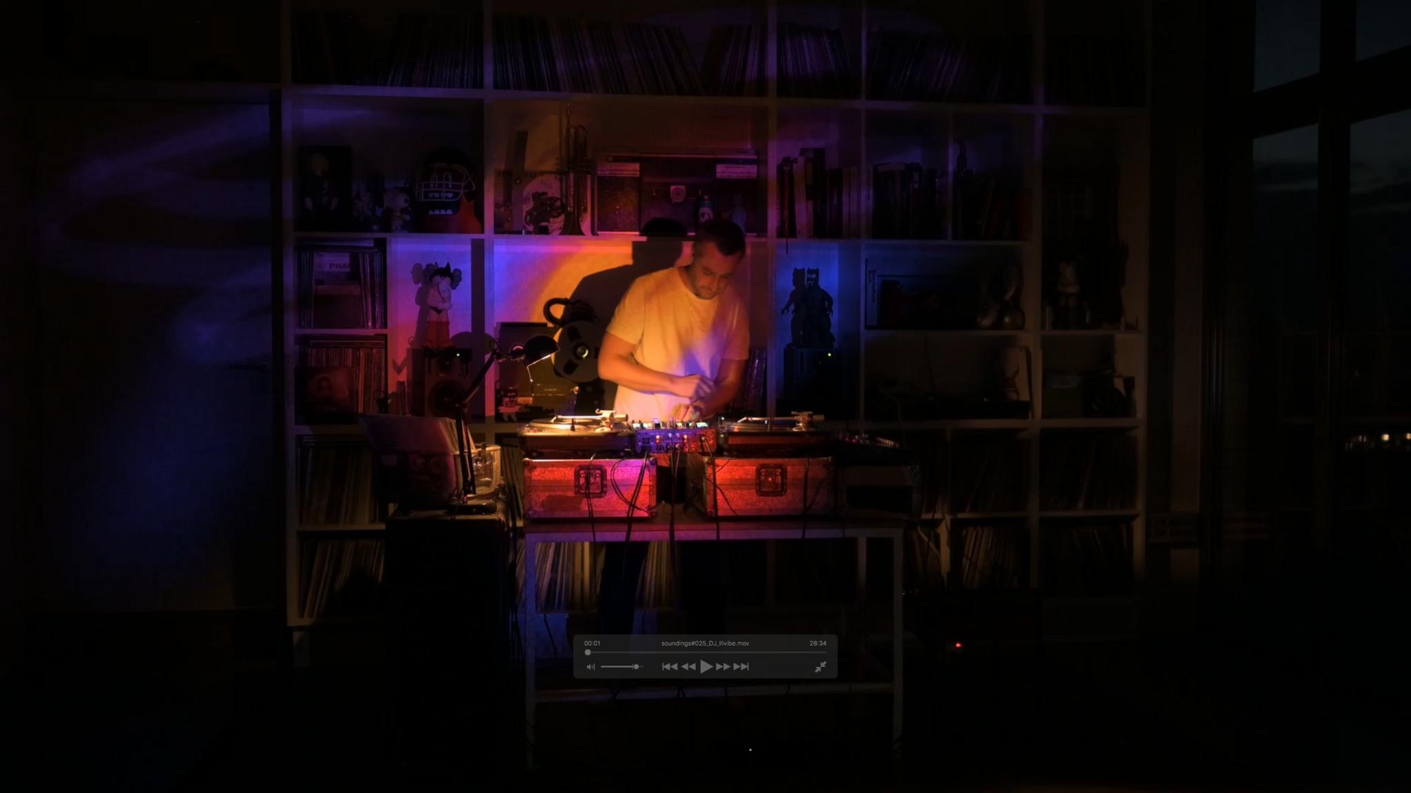soundings #025 DJ Illvibe - Die Welt ist eine Schallplatte