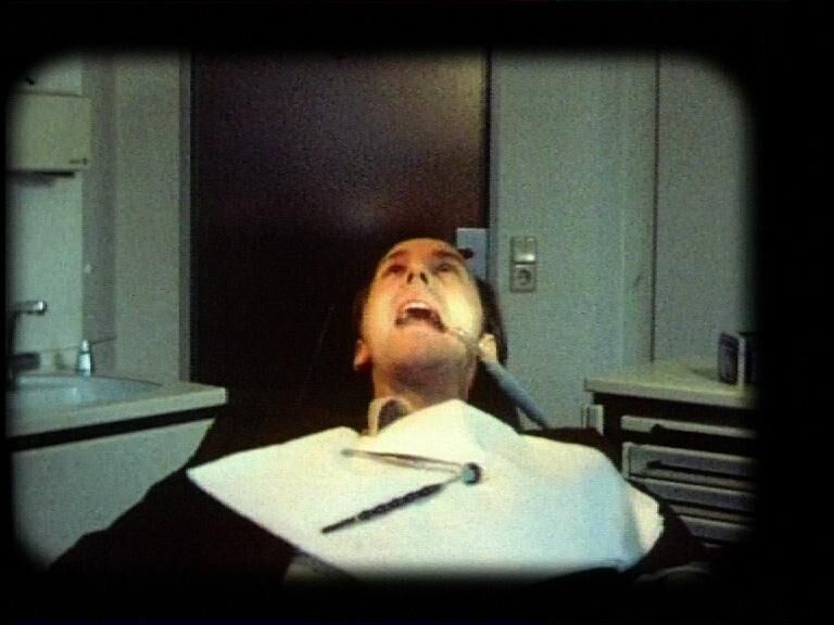 Cover image of the project Bitte Warten