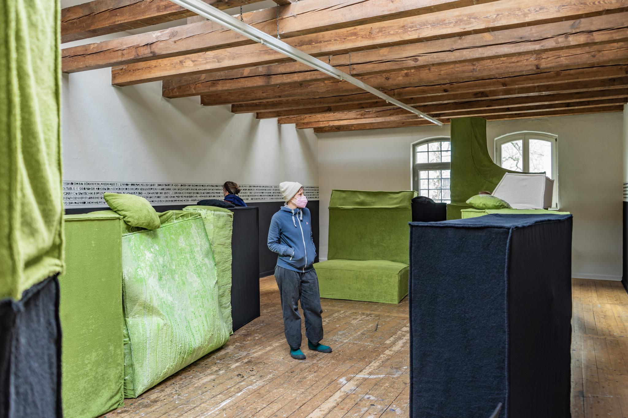 Gallery image of the project Es gibt kein Fieber, das man nicht messen kann