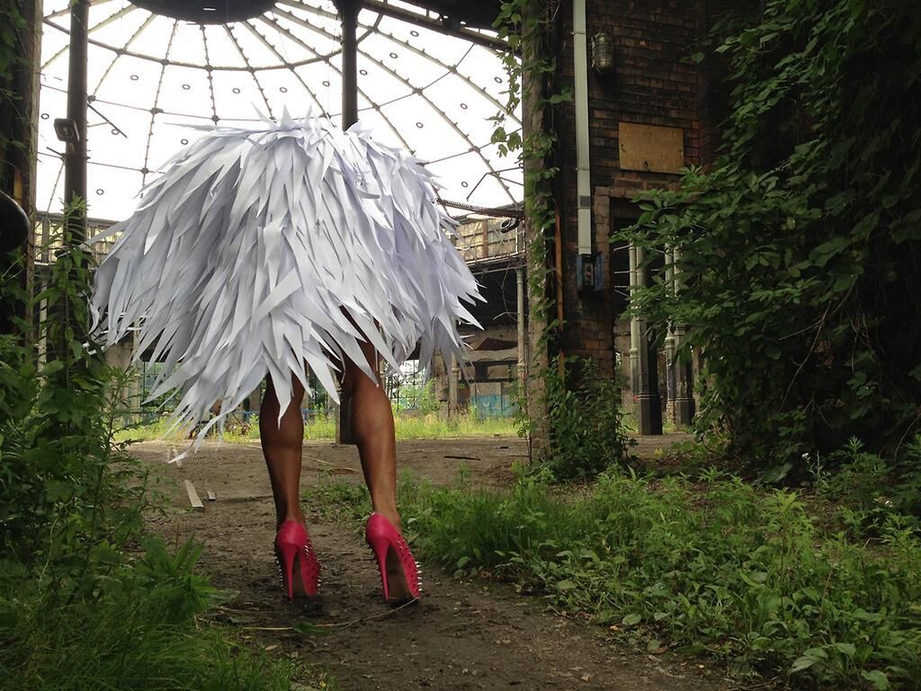 Gallery image of the project Cruising in High Heels