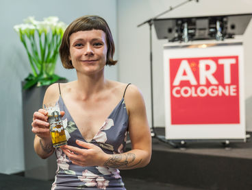 Glas, entworfen von Sissy Schneider