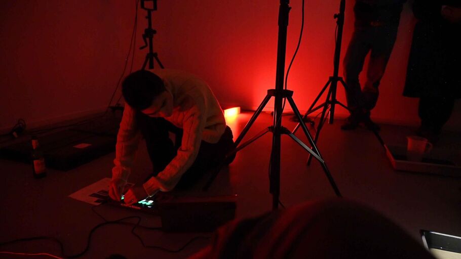 Cover image of the project Flickerings - Ode to leaving and moving