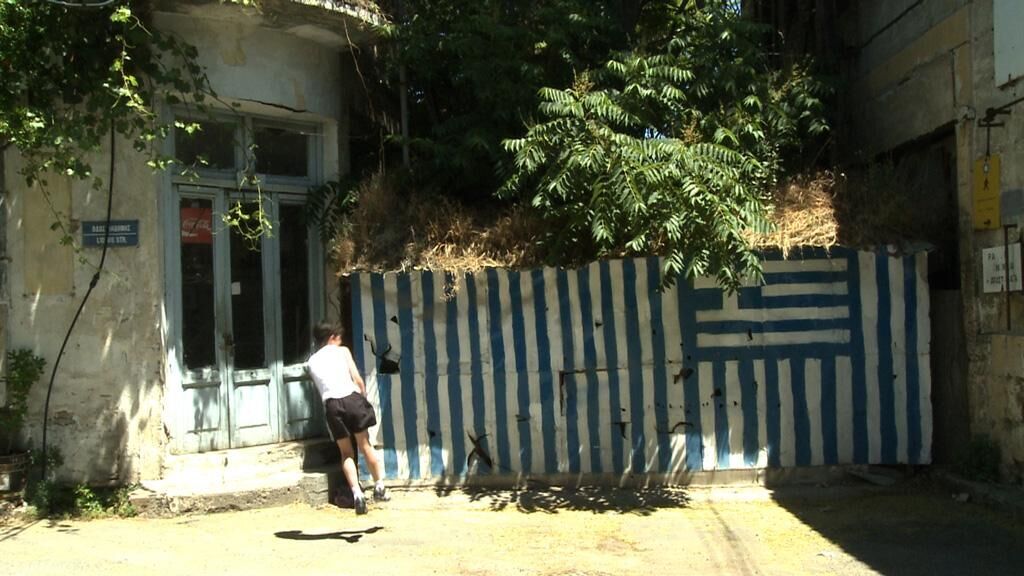 Gallery image of the project Along the G-Line