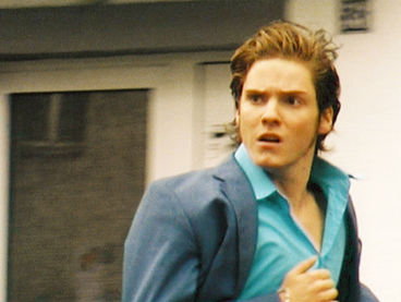 Daniel Brühl in "das weisse rauschen"