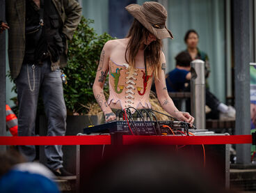 Performance von Crone II
