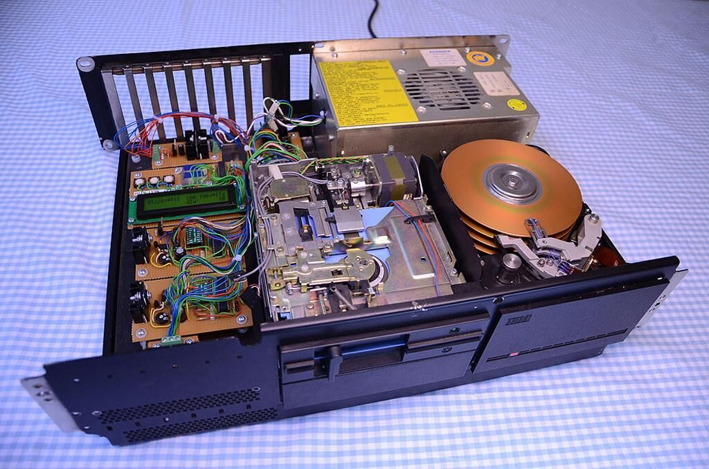 Gallery image of the project Music PC