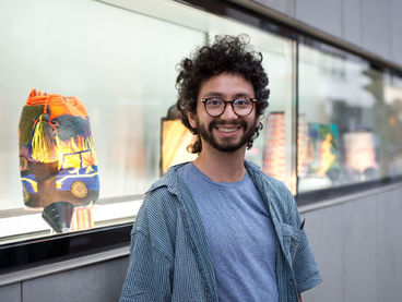 Camilo Sandoval, „Mochilas“; Ausstellungsparcours