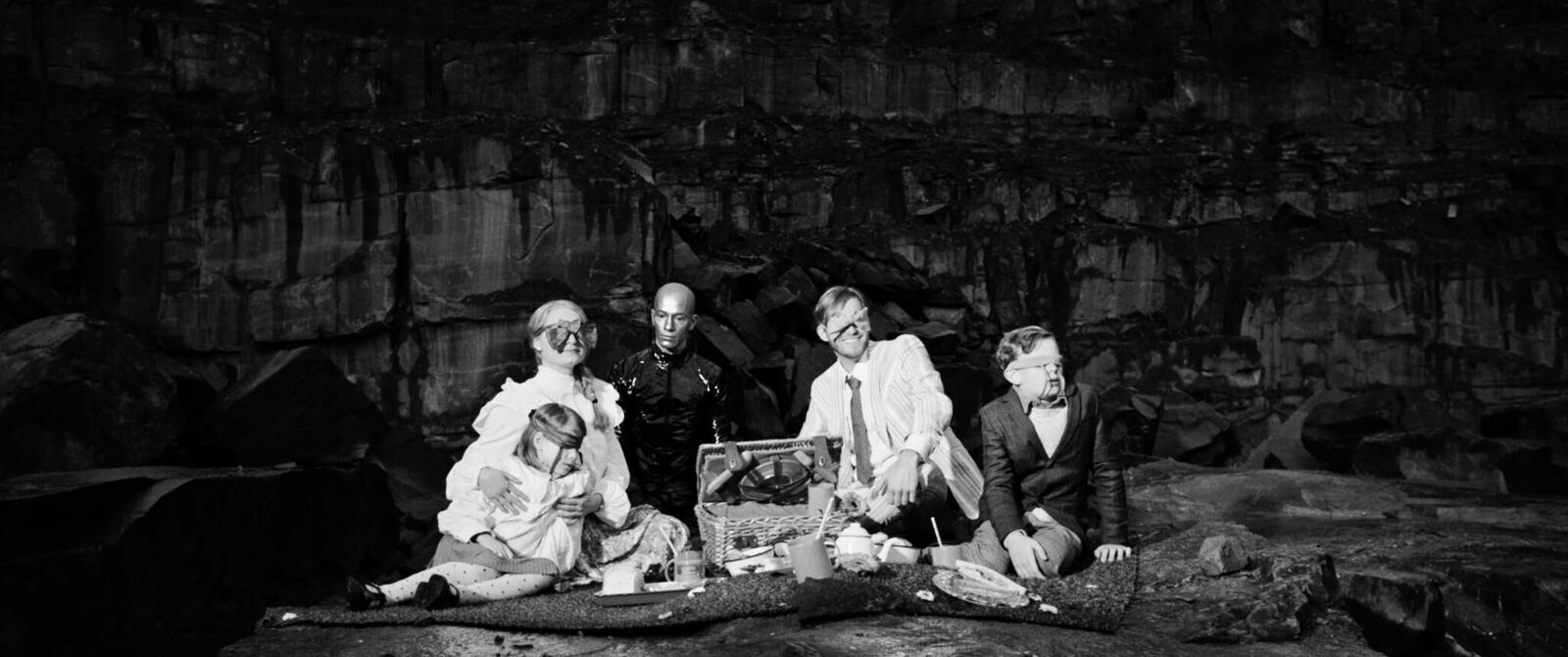 Cover image of the project The Familiar