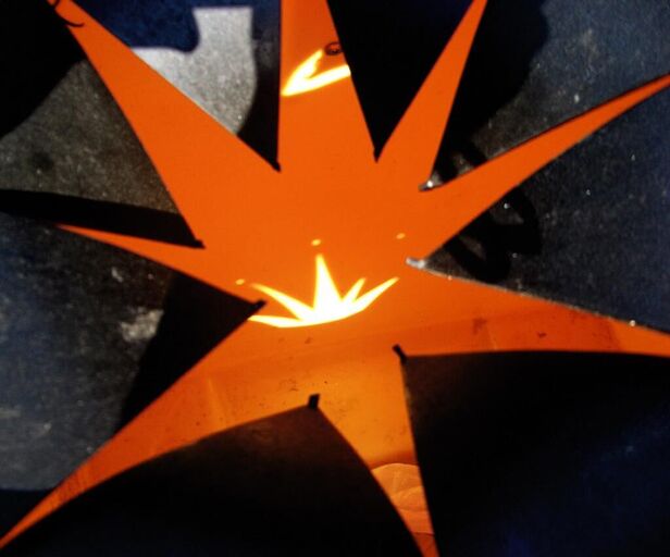 Cover image of the project Dentro