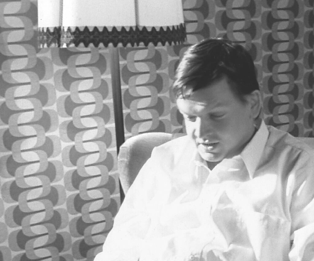 Cover image of the project passing craze