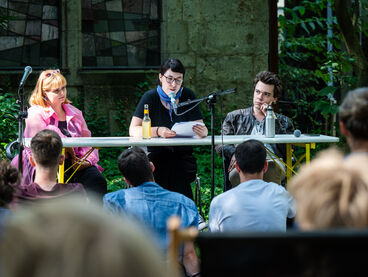 Lesung Literarisches Schreiben, Bibliotheksgarten