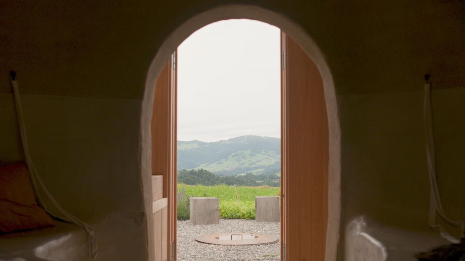 Gallery image of the project In your hands