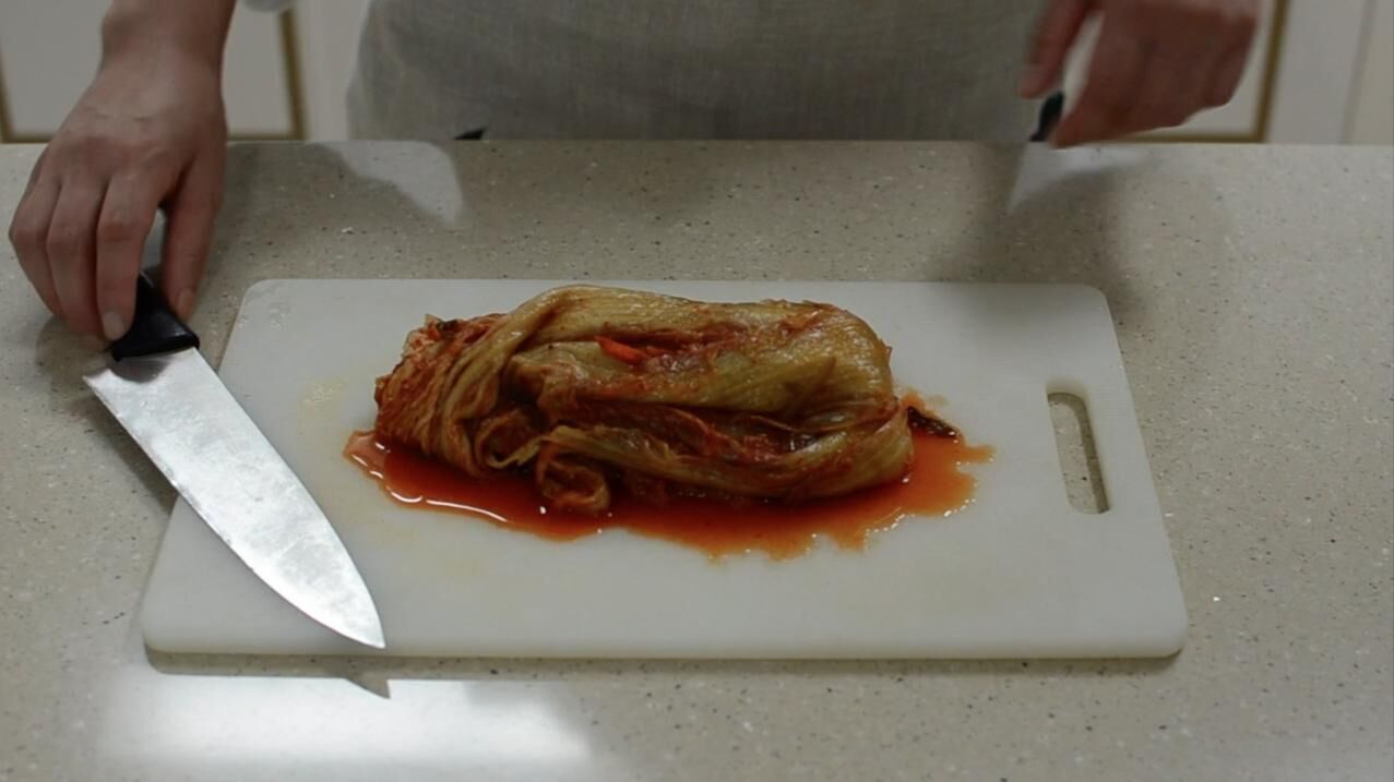 Cover image of the project How to cook Kimchi JjigaeMIYEOKGUK