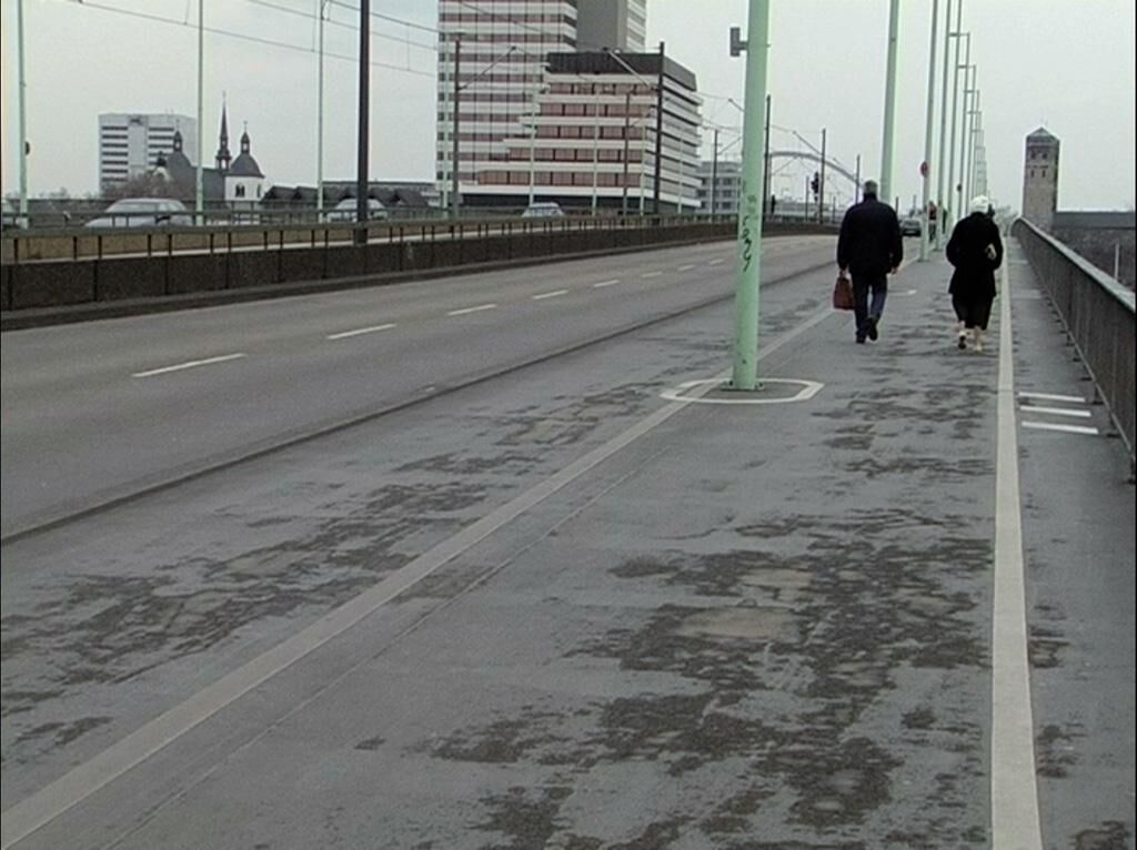 Gallery image of the project 1896 Lumière vs 2008 Suna in Cologne