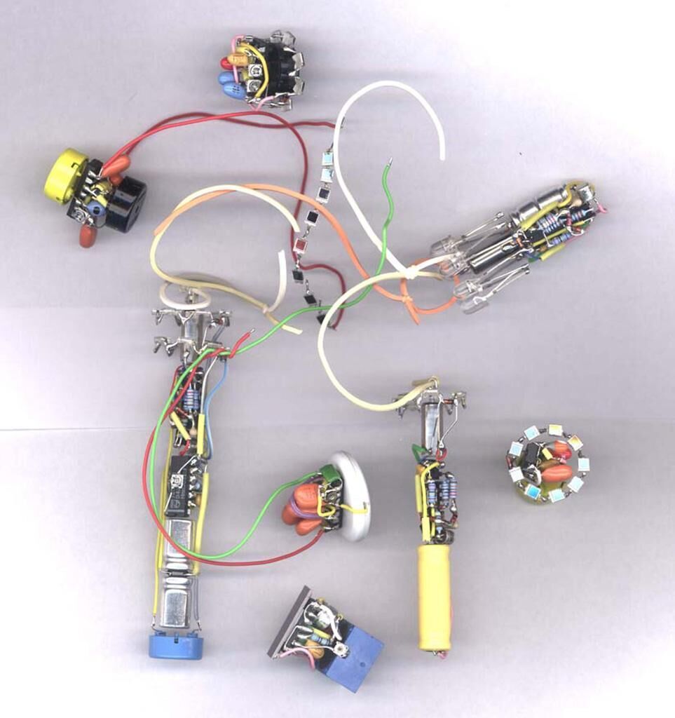 Cover image of the project Living Particles