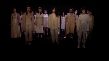 Filmstill aus dem Musikvideo „Alle Sonne” von Ekaterina Reinbold Cover image of the project Alle Sonnen