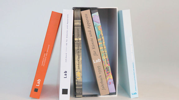 Lab. Jahrbuch für Künste und Apparate