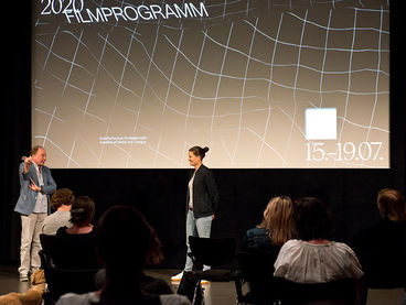 Filmprogramm in der Aula