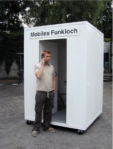Mobiles Funkloch Cover image of the project Mobiles Funkloch