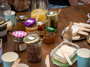 Claude Wear – Food Memorabilia, Fermentation Workshop (Diplom) Claude Wear – Food Memorabilia, Fermentation Workshop (Diplom)