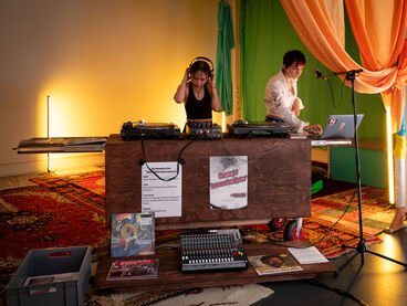 The only ______ system is a Soundsystem The only ______ system is a Soundsystem