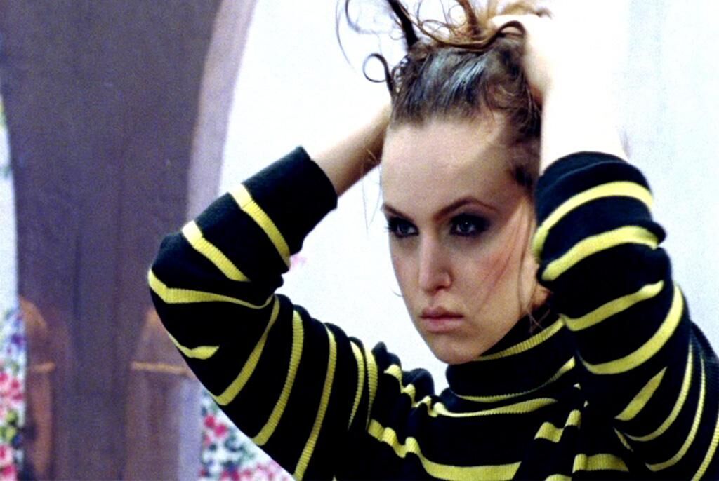 Cover image of the project Do you undo?