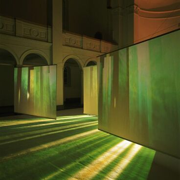 Noch Weiss Schon Weiss - Zwischen Dunkel und Licht Gallery image of the project Noch Weiss Schon Weiss – Zwischen Dunkel und Licht