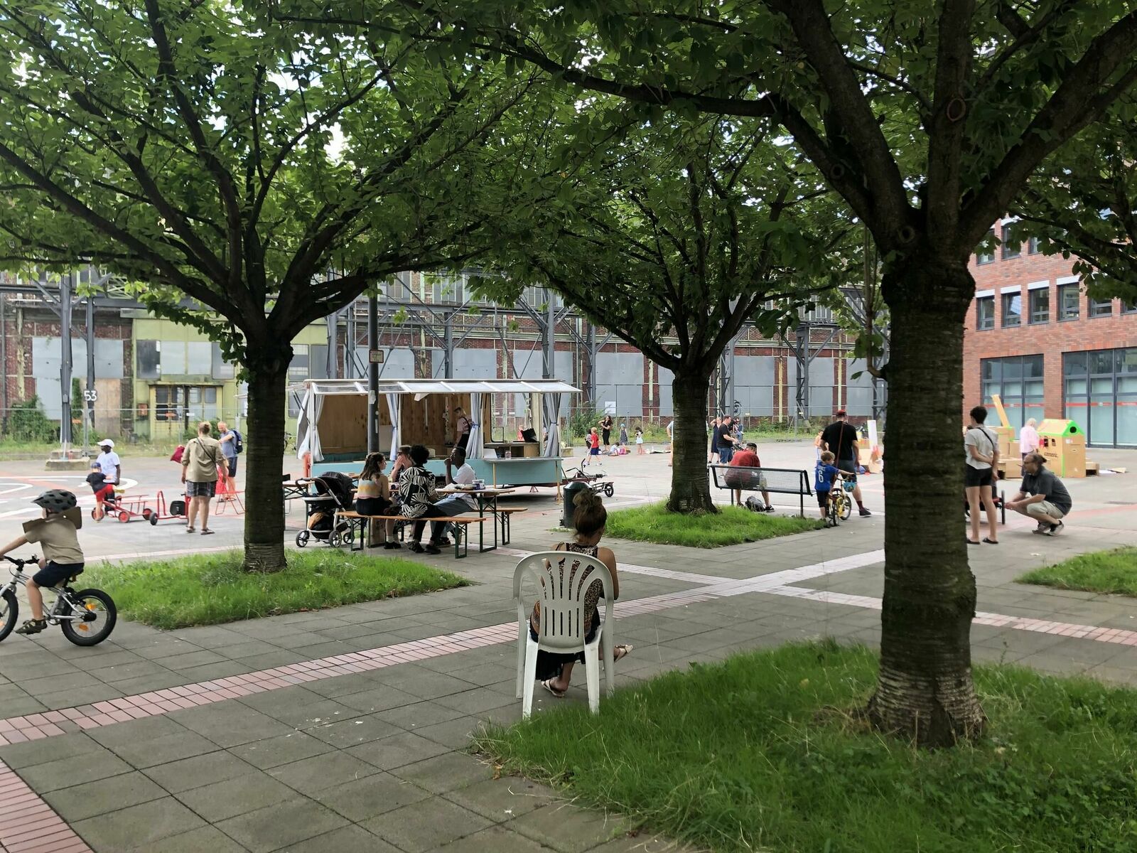 Gallery image of the project Künstler*innenkabine in Belebung