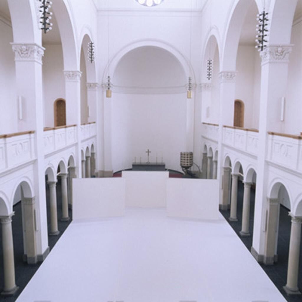 Gallery image of the project Noch Weiss Schon Weiss – Zwischen Dunkel und Licht